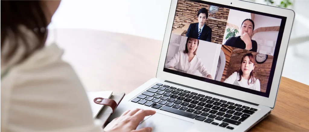 リモートワーク風景